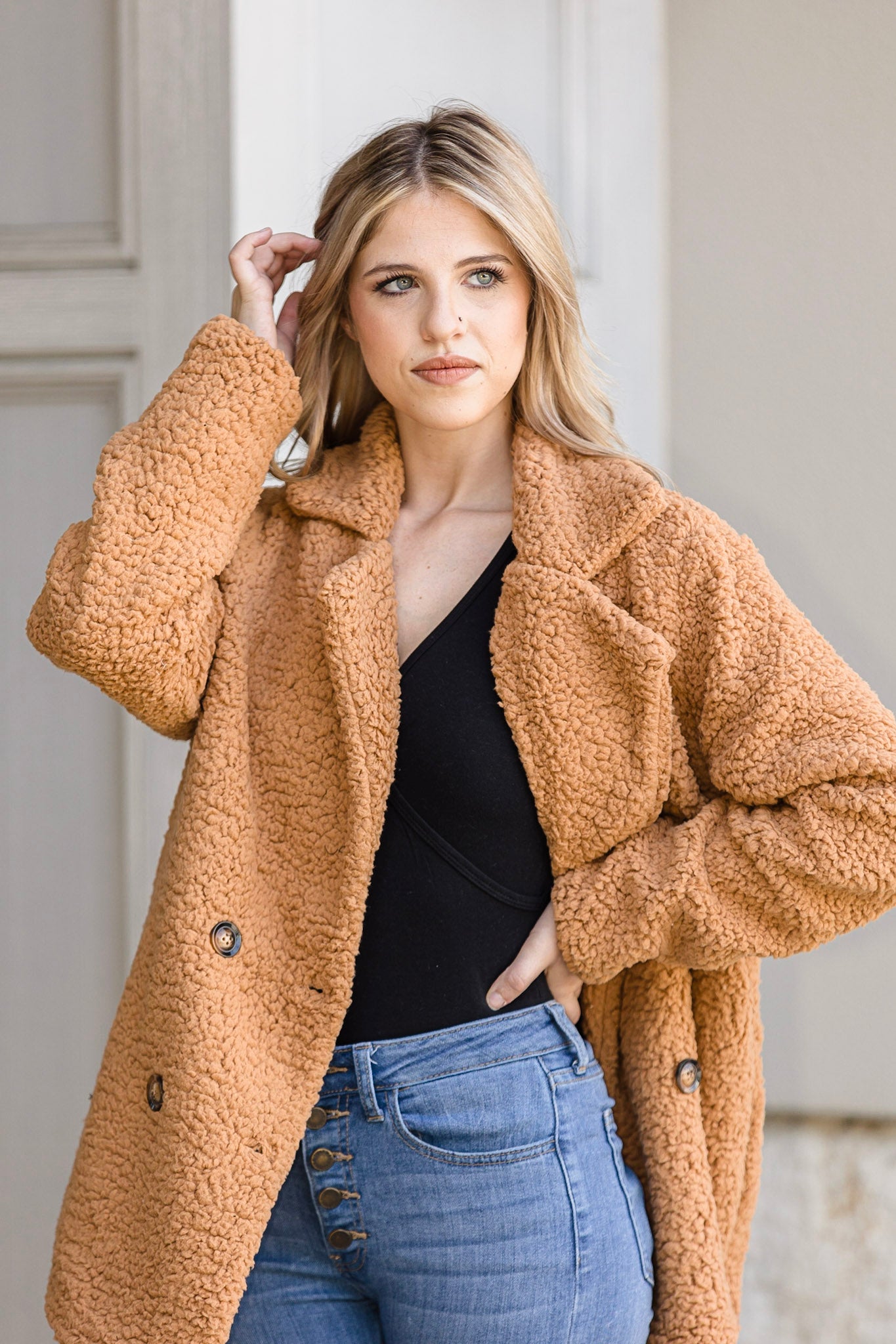 Snowy Daydreams Jacket - Camel